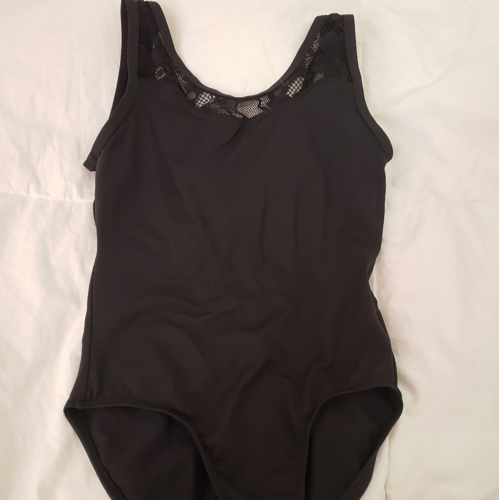 Danz N Motion girls size 12-14 leo